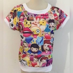 Tmani

Crewneck Top

Multi-Color Emojis size L